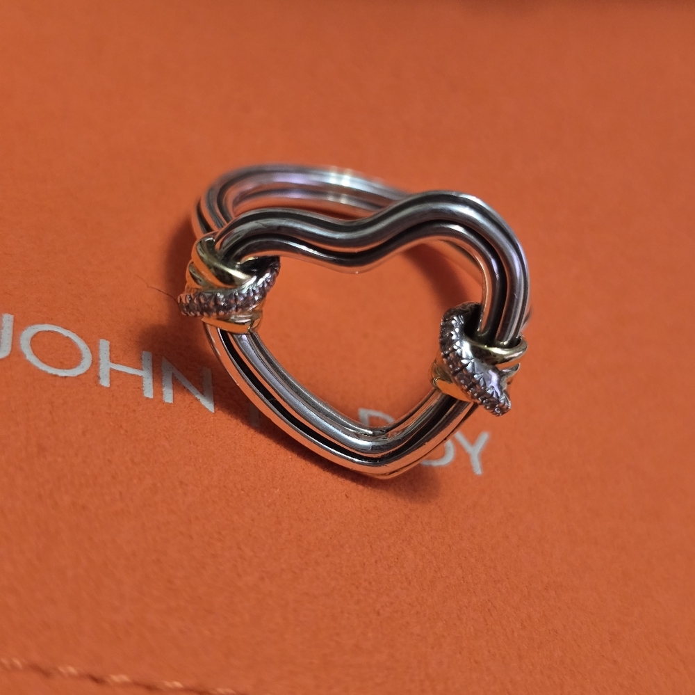 John Hardy Silver & Gold Diamond Heart Ring. - Picture 5 of 6